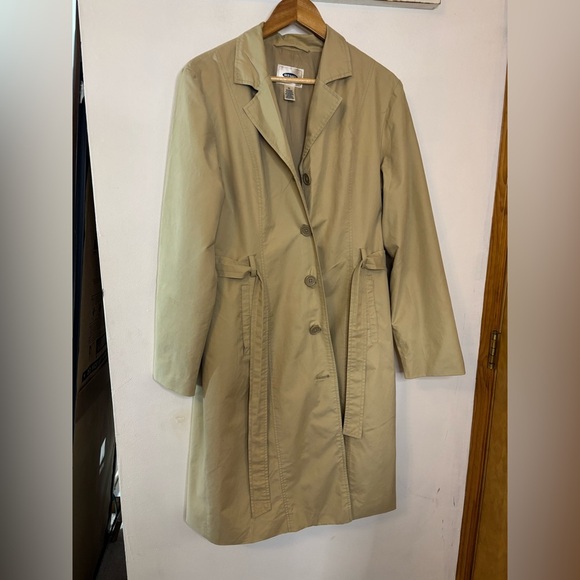 Old Navy classic trench coat - Picture 5 of 10